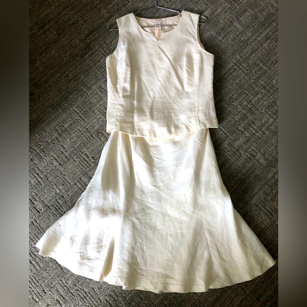 Beautiful linen skirt and top set.